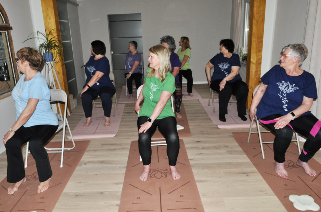 60 Plus Yoga - Yoga mit Unterstützung