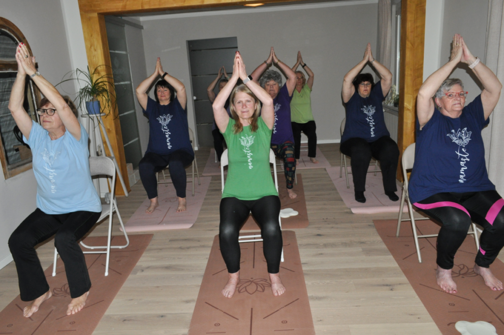 60 Plus Yoga - Yoga mit Unterstützung