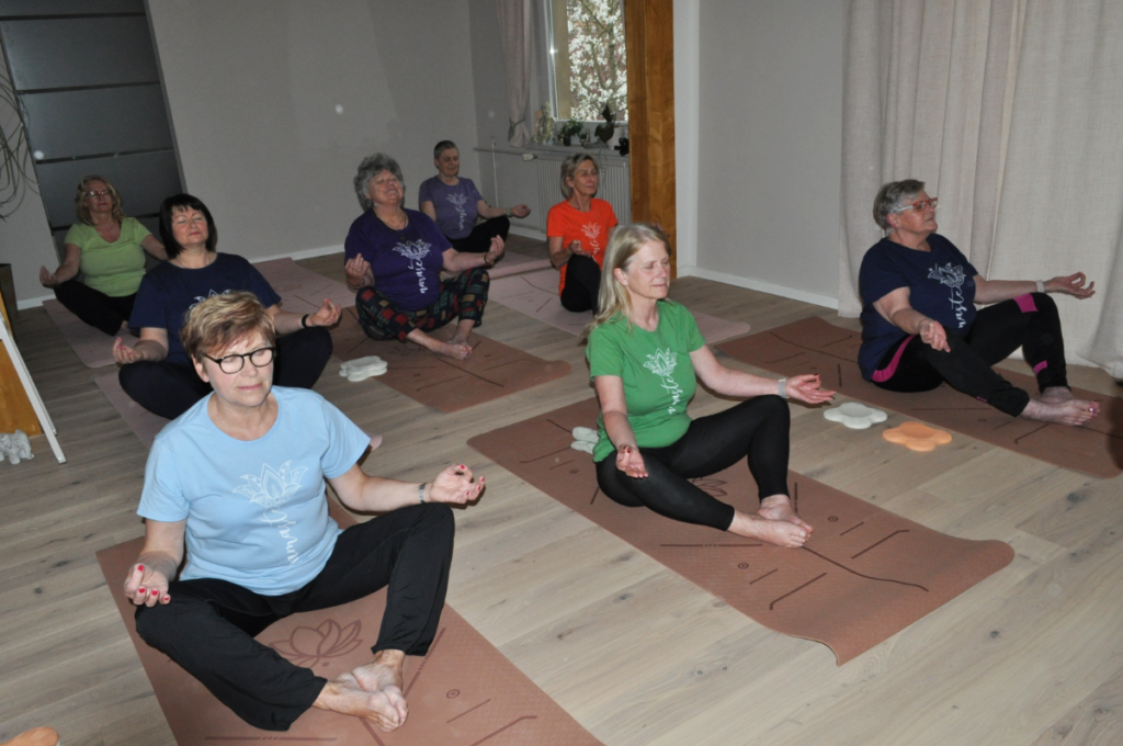 Hatha Yoga Beweglichkeit und innere Balance: Dehnen, Aktivieren, Entspannen